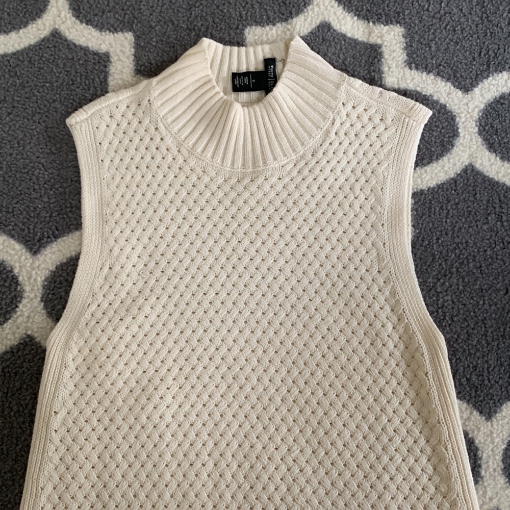 Tunic length sweater tank